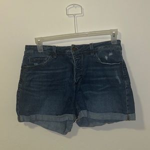 Hey! I really love this short:)